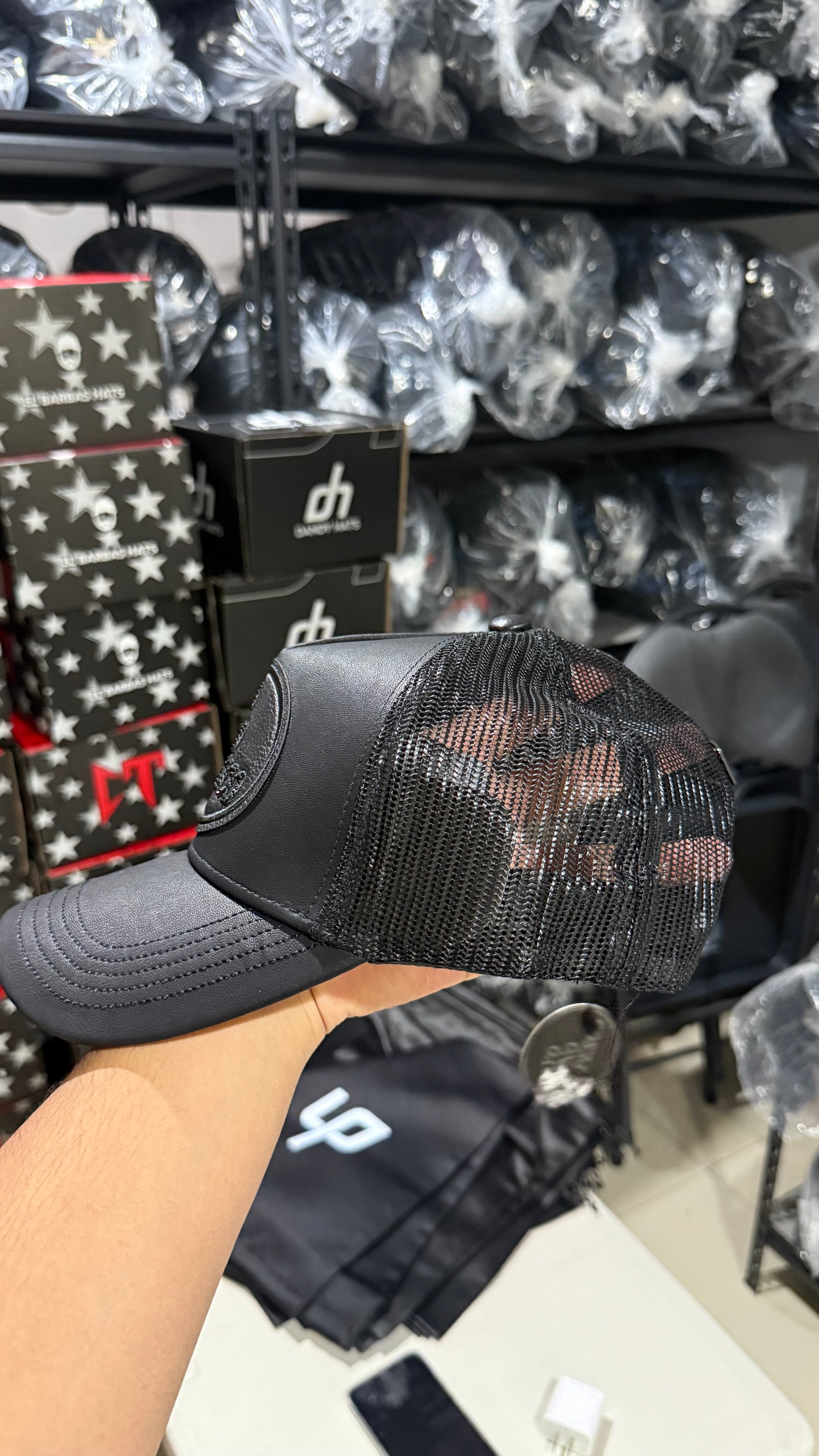 Dandy Hats- yo no pesco