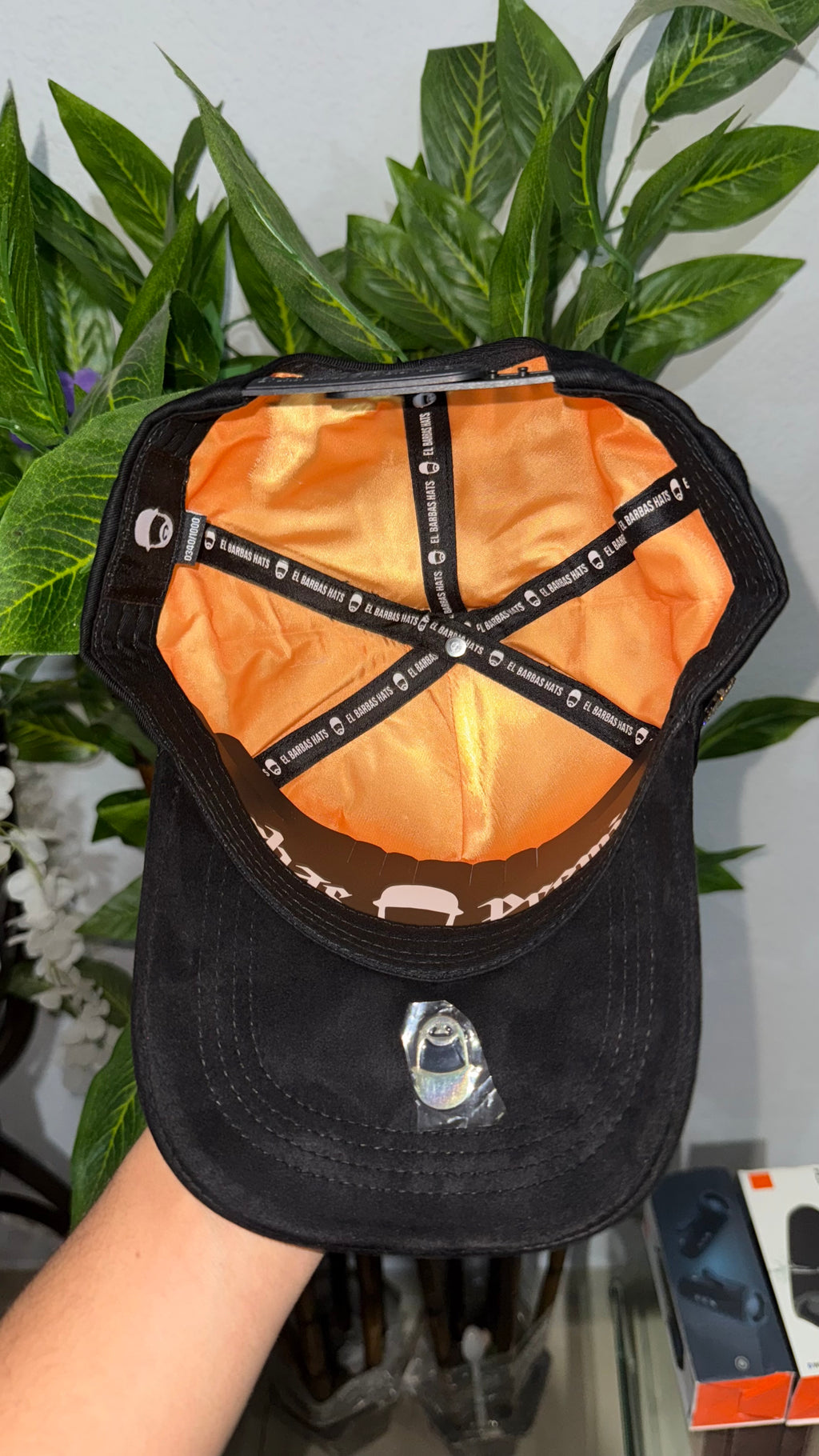 “B Chrome” Barbas Hats